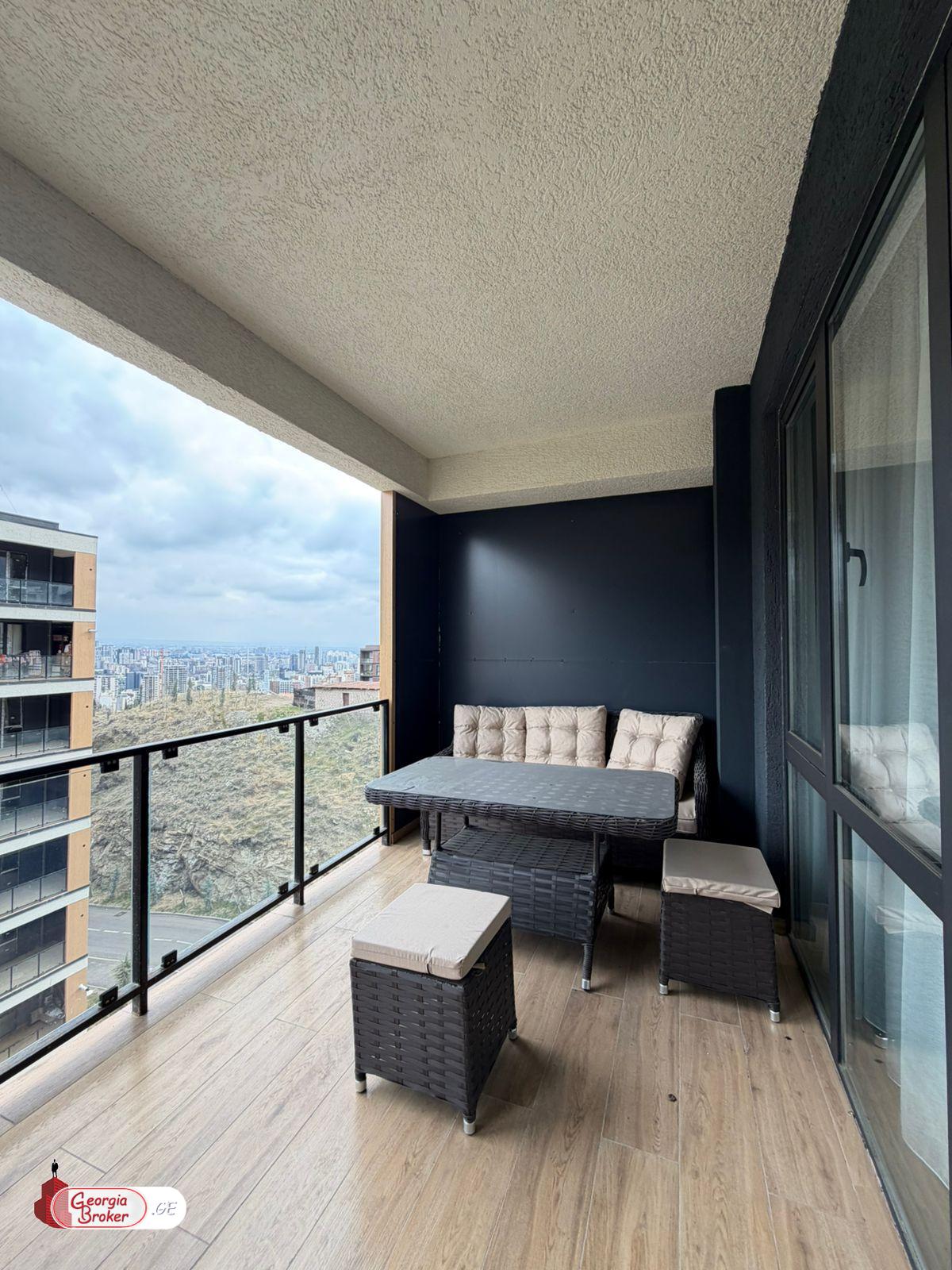 იყიდება ახალი გარემონტებული 2 ოთახიანი ბინა